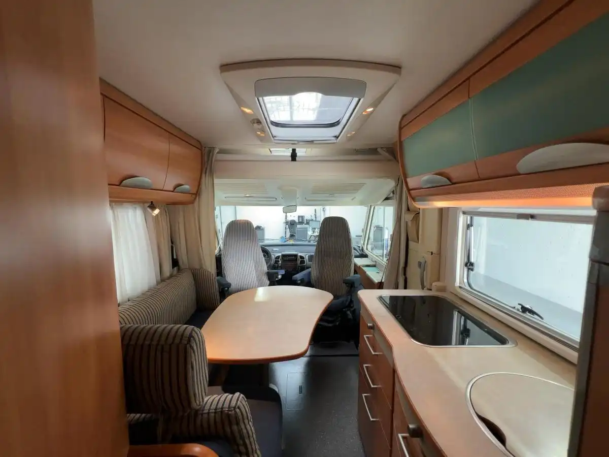 HYMER-ERIBA B 524 - Ansicht 10